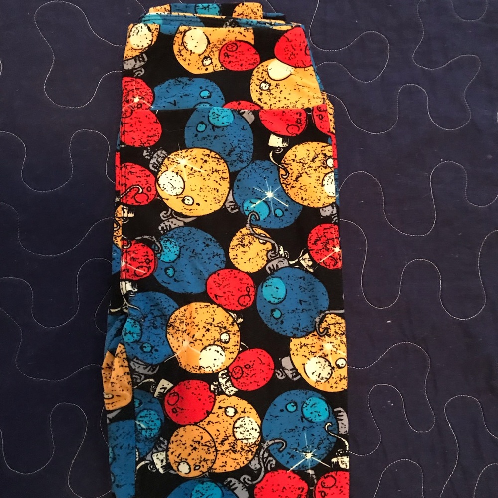 Christmas Lularoe OS leggings
